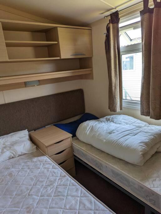 6 Berth Holiday Home On Ocean Edge Near Morecambe Хейшъм Екстериор снимка