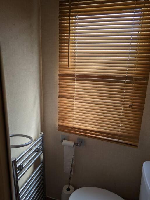 6 Berth Holiday Home On Ocean Edge Near Morecambe Хейшъм Екстериор снимка
